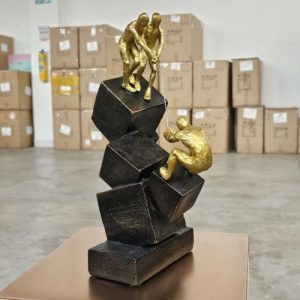 Trofeo escultura premio trabajo grupal cumplimiento ventas metas